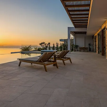 Avgi Thesan Villa *
